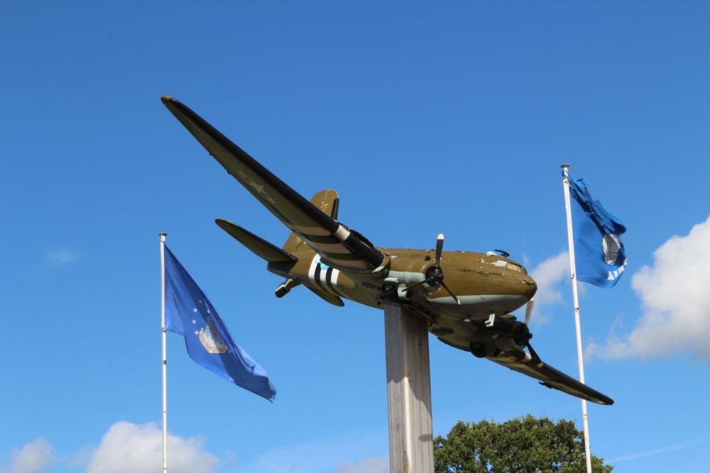 Monument 82nd en 101st Airborne Division #4