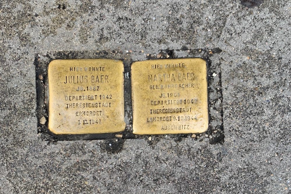 Stolpersteine Eberhardstrae 1