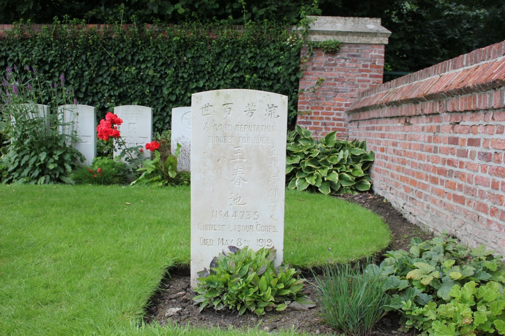 Commonwealth War Cemetery Poperinghe Old #4