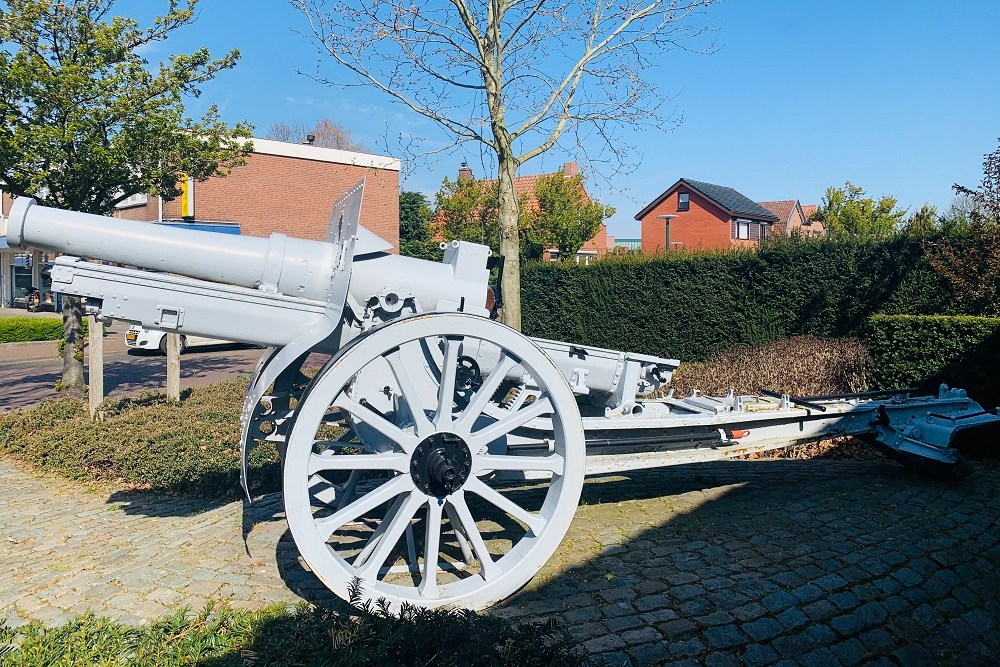 French 155 mm C modle 1917 Howitzer #1