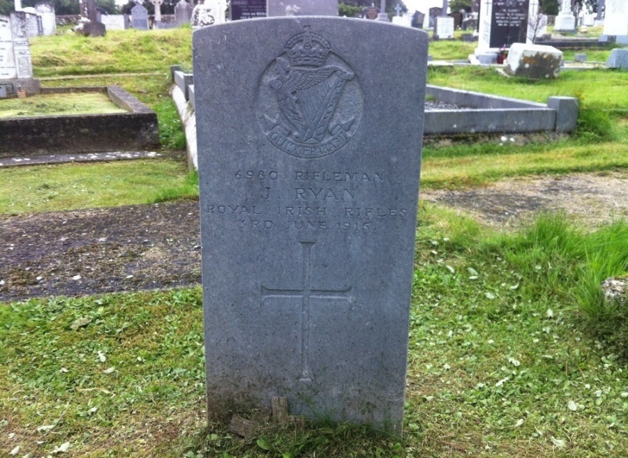 Commonwealth War Grave Old Court Cemetery