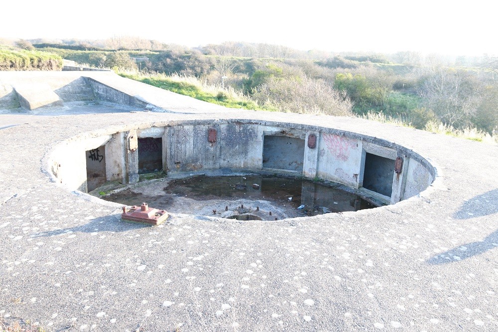 German Gun Pieces FL243 Atlantikwall - Fort Dirks Admiraal