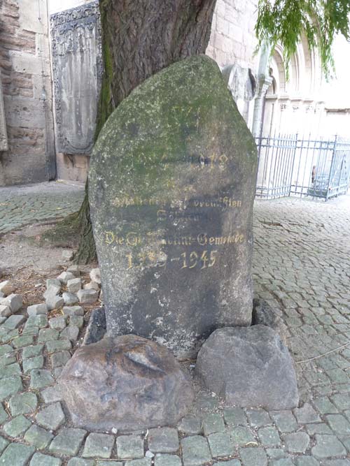 Monument Omgekomen Parochianen Martinikerk Braunschweig