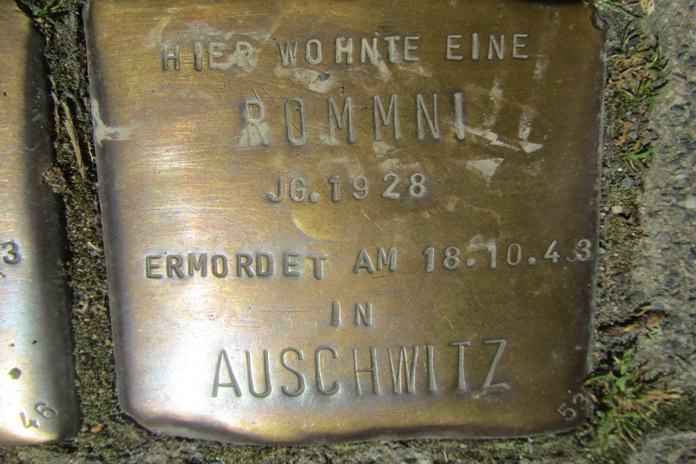 Stumbling Stones Senefelder Straße 72 #4