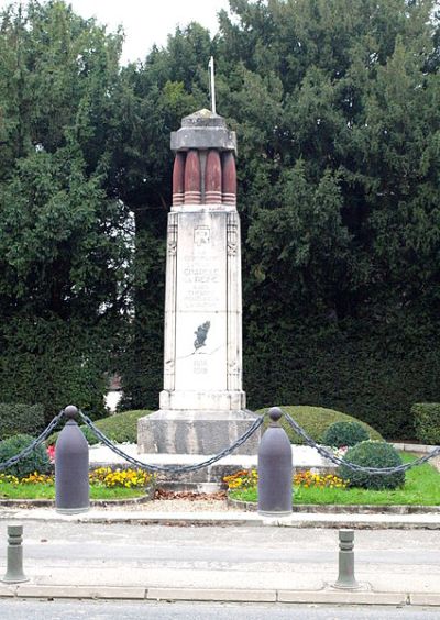 War Memorial La Chapelle-la-Reine