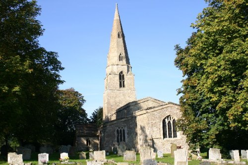 Oorlogsgraven van het Gemenebest St. Swithun Churchyard