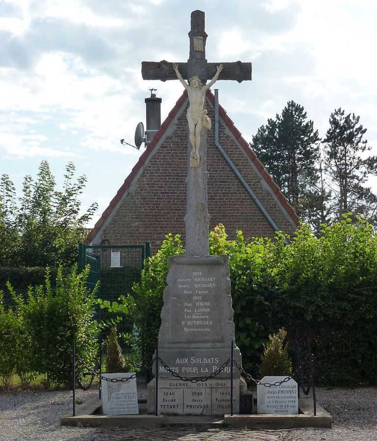 War Memorial Autingues #1