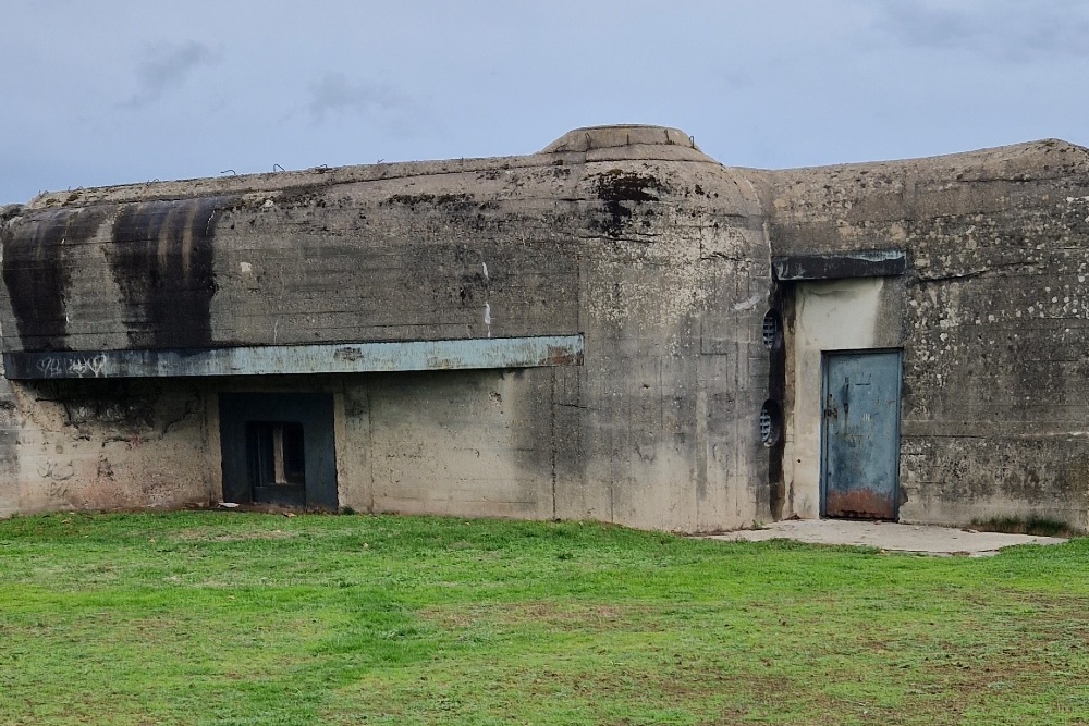 Bunker Cherbourg Haven #2