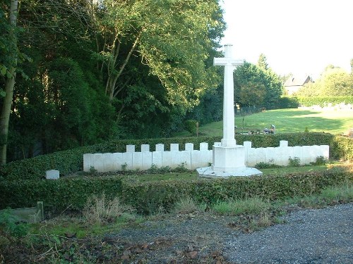 Oorlogsgraven van het Gemenebest Ronssoy