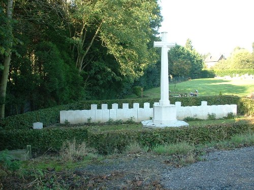 Commonwealth War Graves Ronssoy #1
