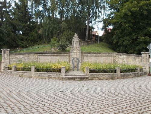 Oorlogsmonument Langendorf #1