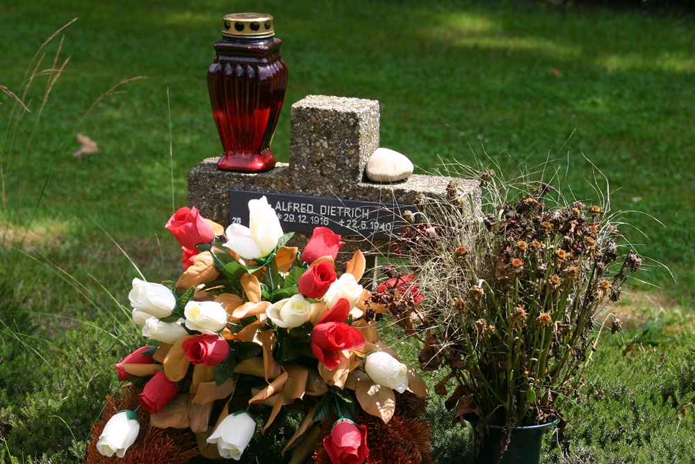 German War Cemetery Lommel #4