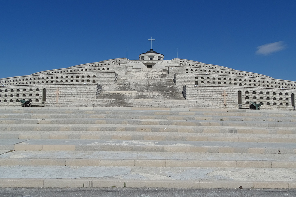 Ossuarium Monte Grappa #1