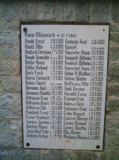 Begraafplaats Duitse Oorlogsslachtoffers Treuenbrietzen #3