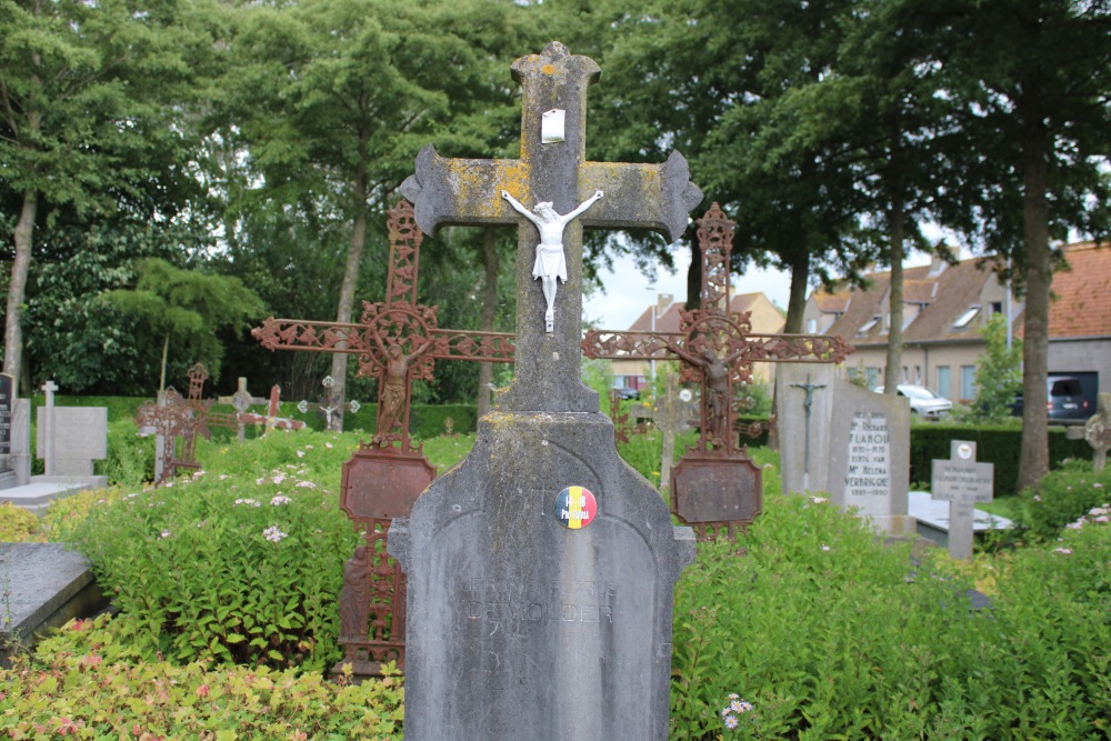 Belgische Oorlogsgraven Steenkerke #4