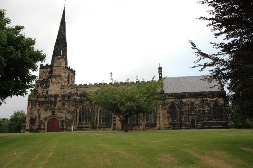 Commonwealth War Graves St. Oswald Churchyard #1