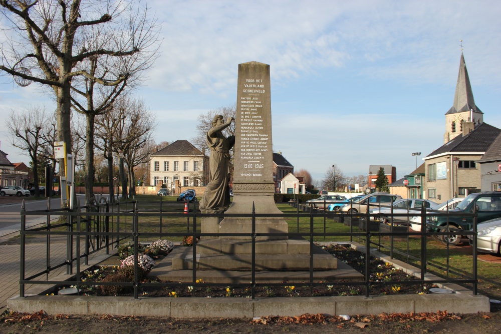 Oorlogsmonument Schellebelle #2