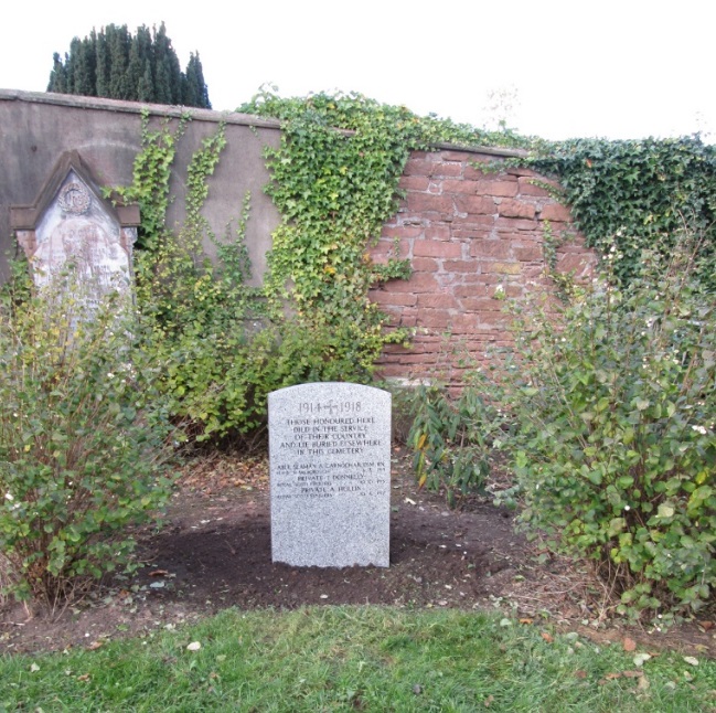 Oorlogsgraven van het Gemenebest Holy Cross Roman Catholic Cemetery