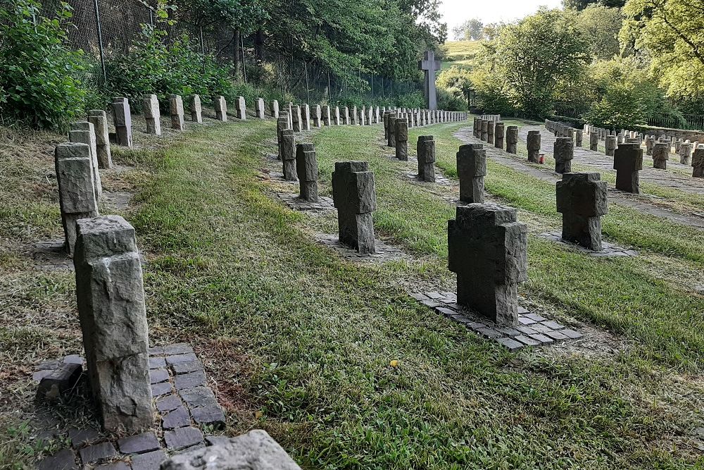 German War Cemetery Gemnd