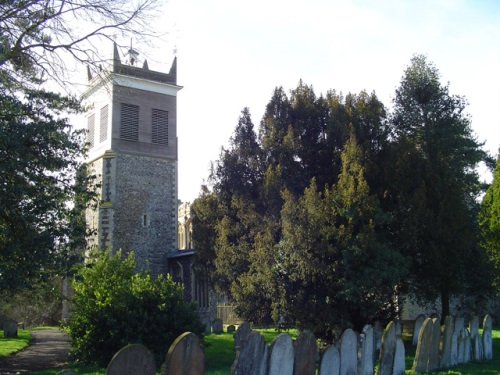 Commonwealth War Grave St. Mary and St. Lambert Churchyard