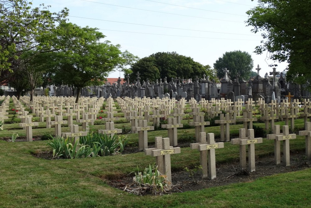 French War Cemetery Dunkerque