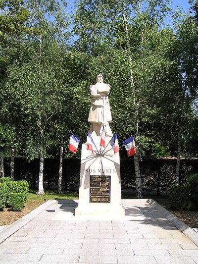 Oorlogsmonument Rouillac #1