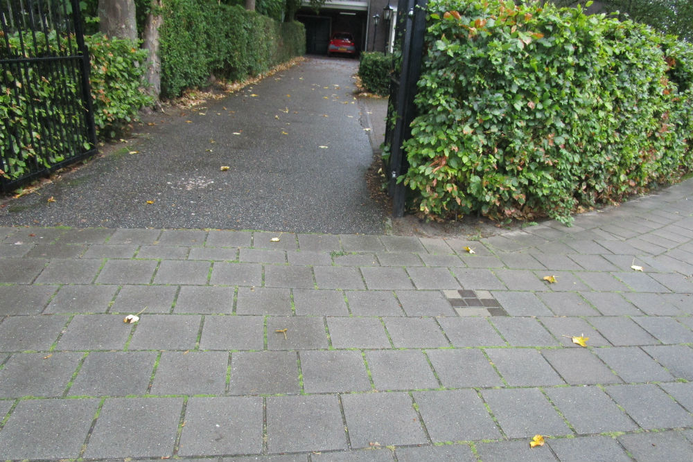 Stolpersteine Bentheimerstraat 18 #4