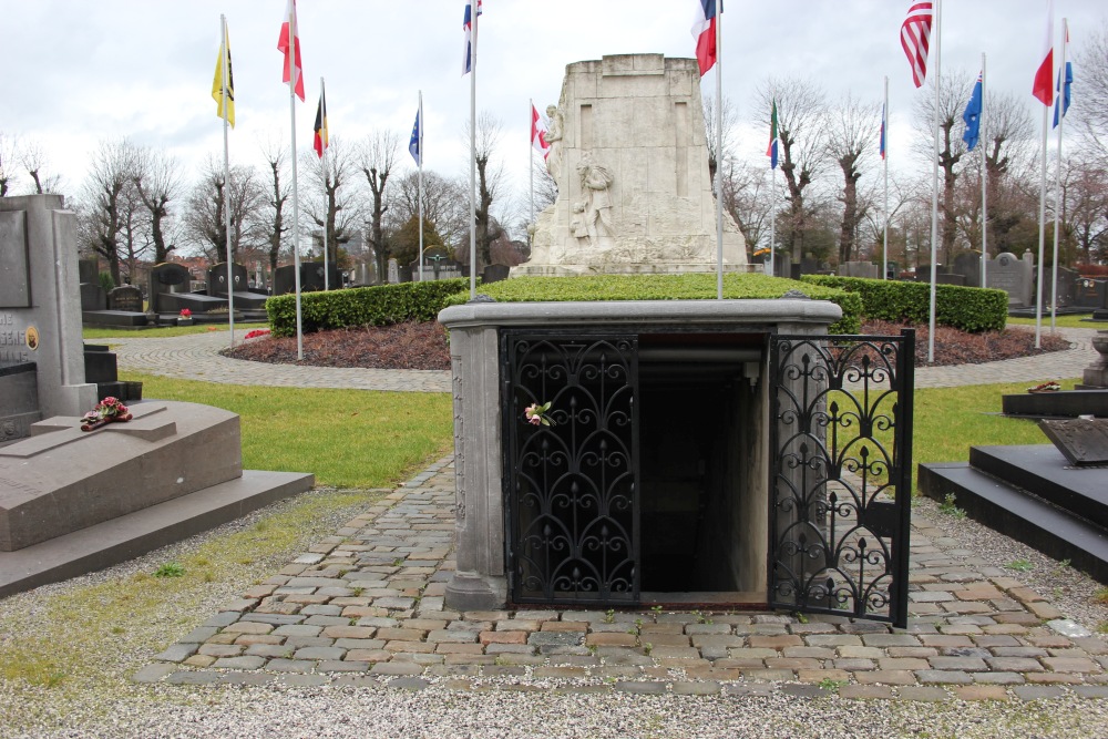 Municipality Cemetery Leuven #3
