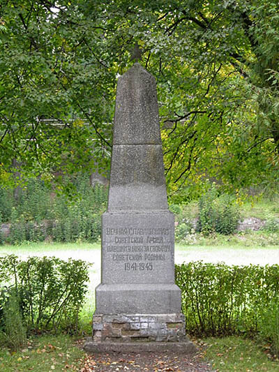 Soviet War Cemetery Eglaine #1