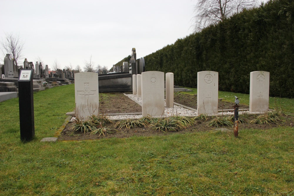 Commonwealth War Graves Eeklo #1