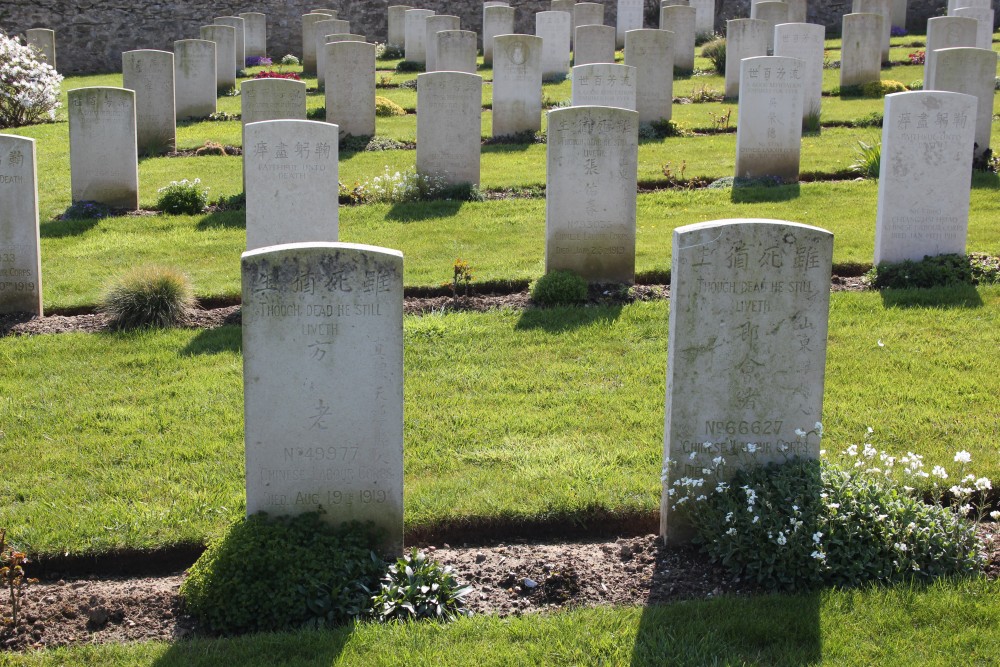 Commonwealth War Graves Saint-tienne-au-Mont #3