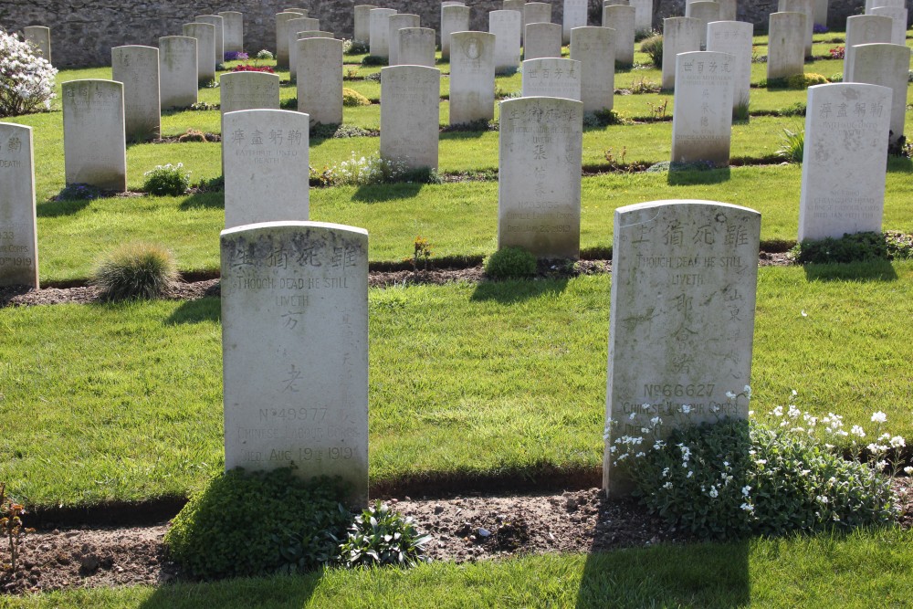 Commonwealth War Graves Saint-Étienne-au-Mont #3