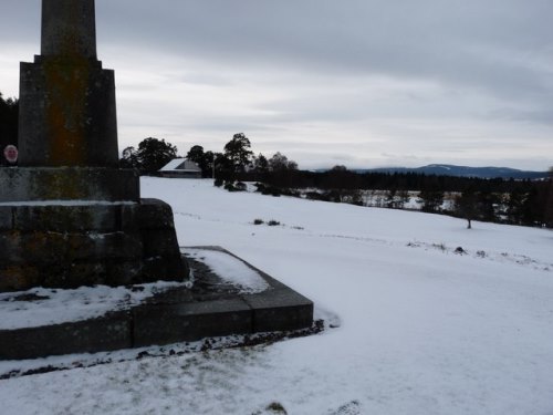 War Memorial Wintry