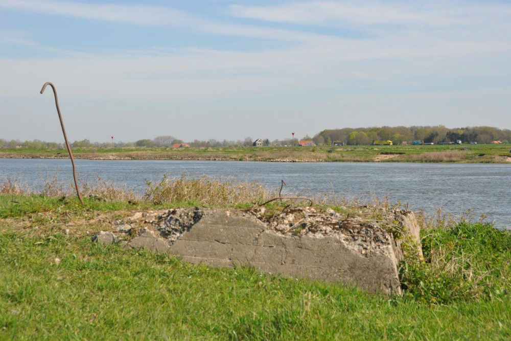 IJssellinie - Remains Casemate Welsum