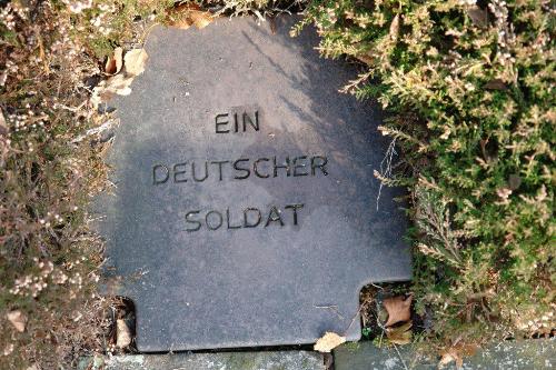 Duitse Oorlogsbegraafplaats Stadtkyll #4