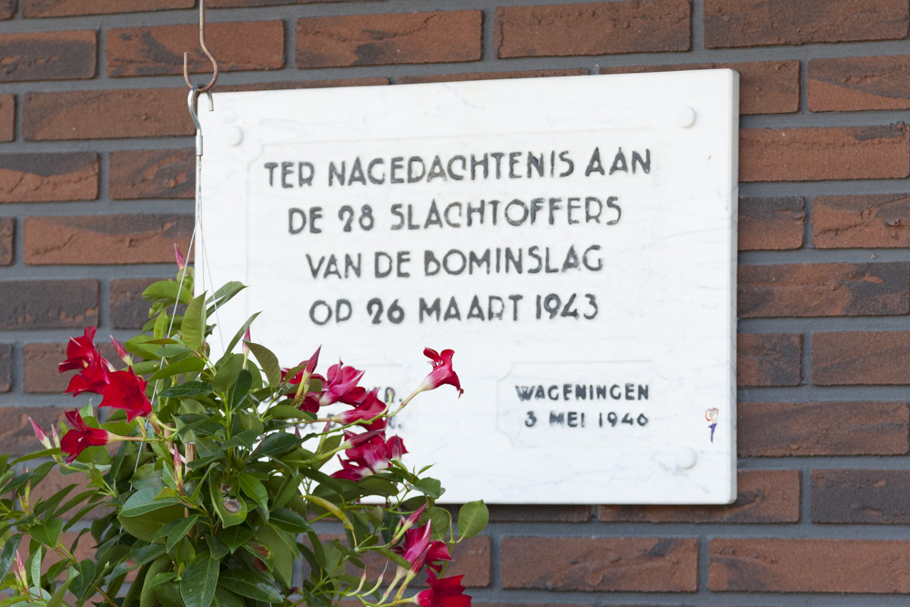 Memorial Bombardment Wageningen #2