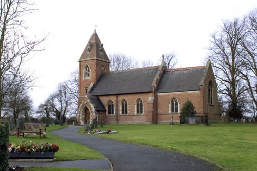 Oorlogsgraf van het Gemenebest St. James Churchyard