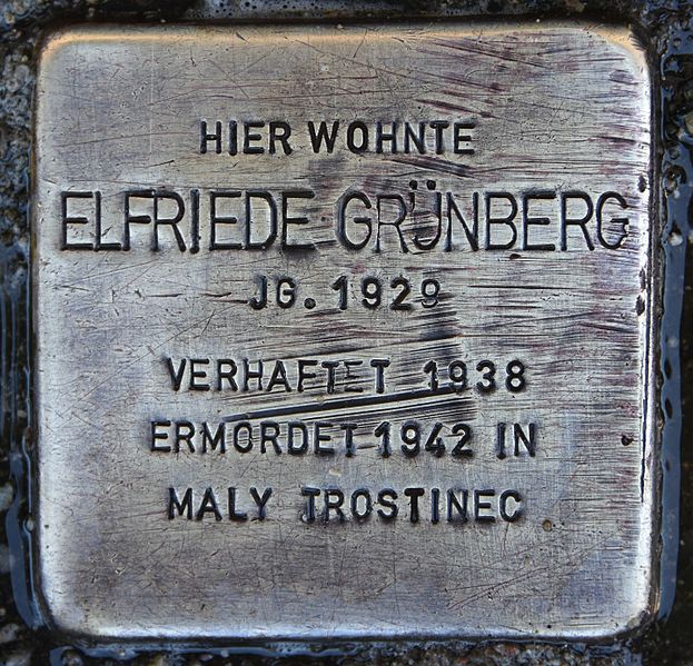 Stolpersteine Knorrstraße 3 #1