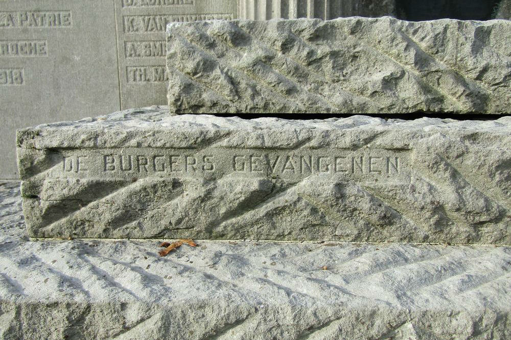 Oorlogsmonument Gefusilleerden Fort V #4