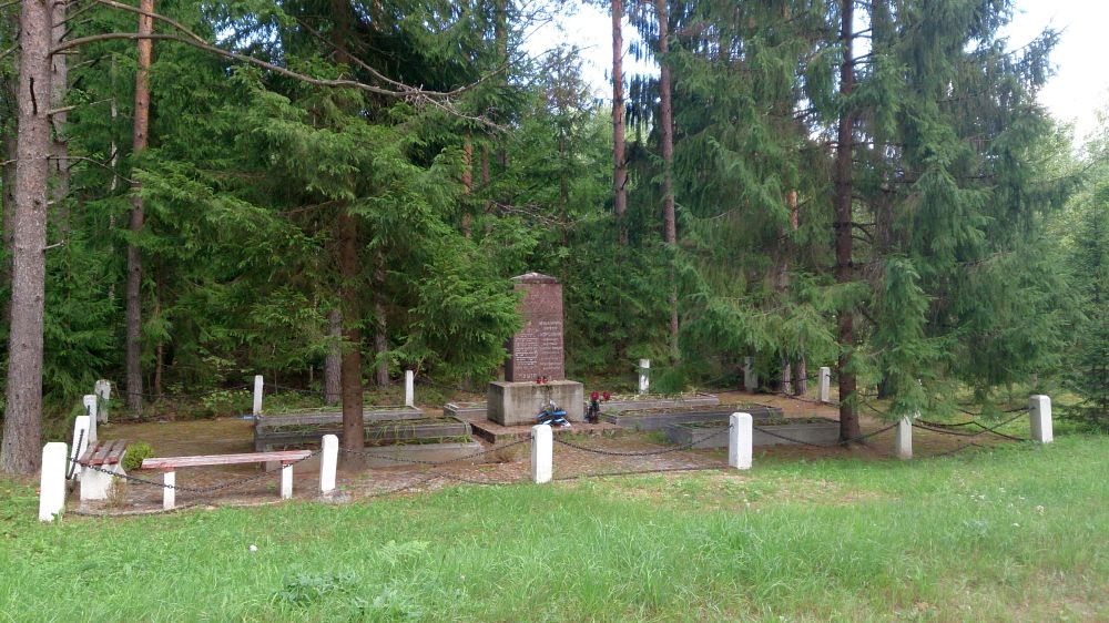 Monument Executieplaats Karsava #2