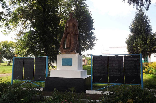 Tyshkivka Soviet War Cemetery