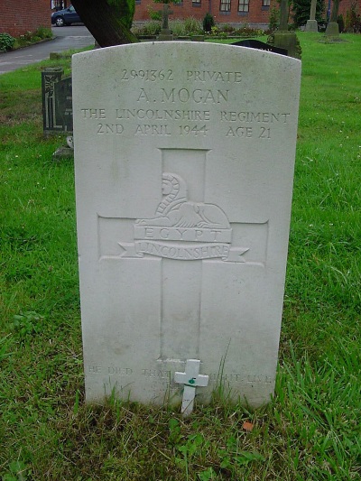 Commonwealth War Grave St. Mary Roman Catholic Churchyard