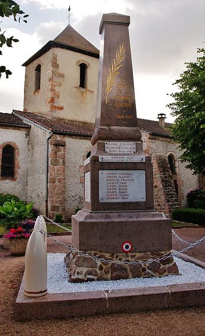 Oorlogsmonument Saint-Pierre-Laval #1