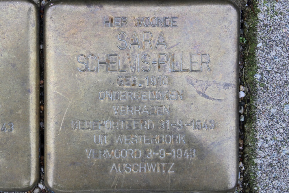 Stolpersteine Veeteeltstraat 42 #3