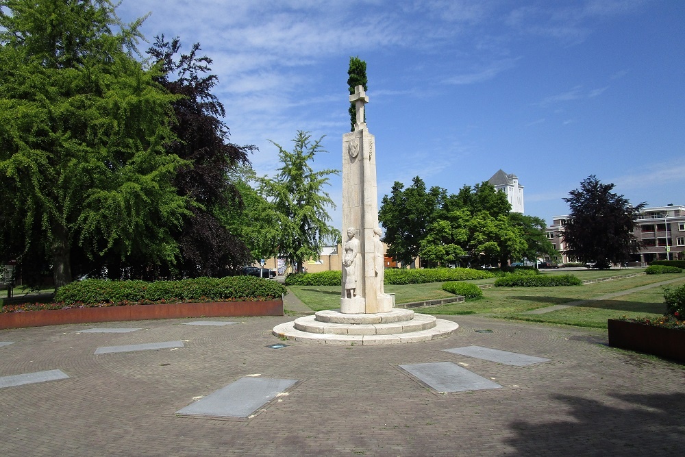 War Memorial Almelo #2