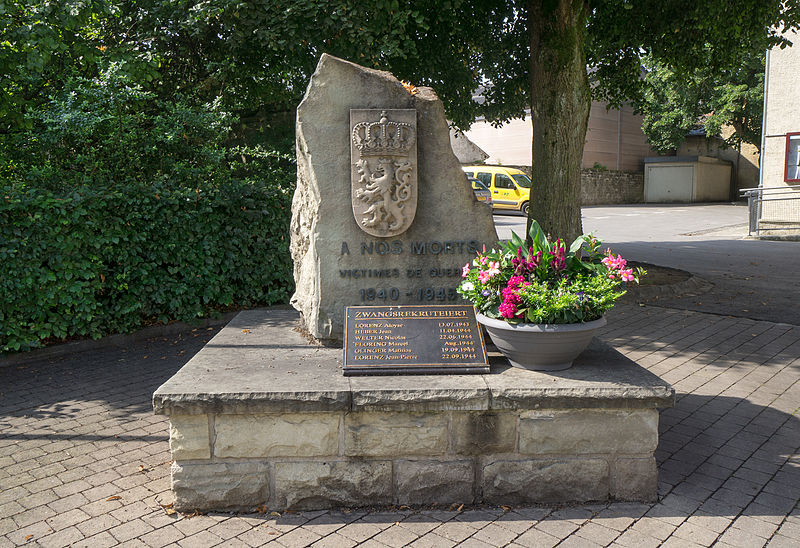 War Memorial Gilsdorf #1