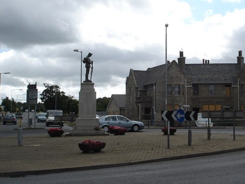 Oorlogsmonument Newmains #1