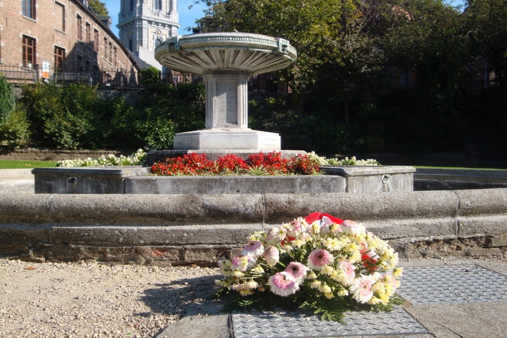 Monument Belgische Opstand Mons #2