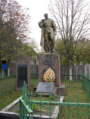 Mass Grave Soviet Soldiers Kremenyshche