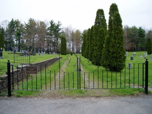 Commonwealth War Grave Cambridge United Baptist Cemetery